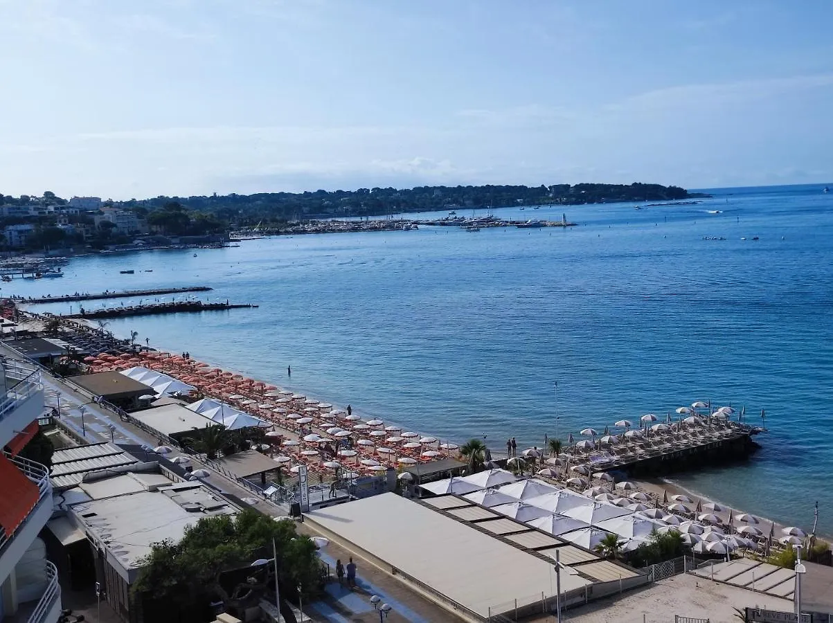 Le Puits Aux Fees Apartment Antibes